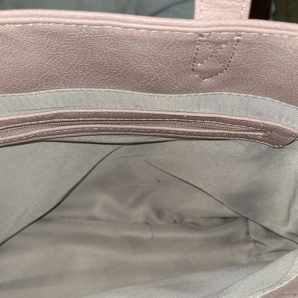 Pink Thirty-One purse with long strap - Picture 6 of 7